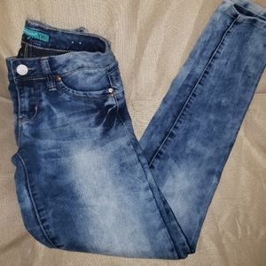 NWOT skinny jeans